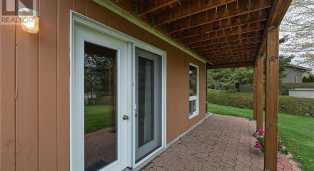 Residential - Single Family Home - South Frontenac, Canada - Canada