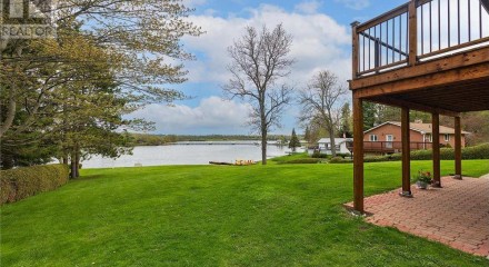 Residential - Single Family Home - South Frontenac, Canada - Canada
