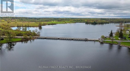 Residential - Single Family Home - South Frontenac, Canada - Canada