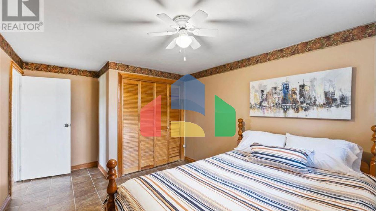 Residential - Single Family Home - South Frontenac, Canada - Canada