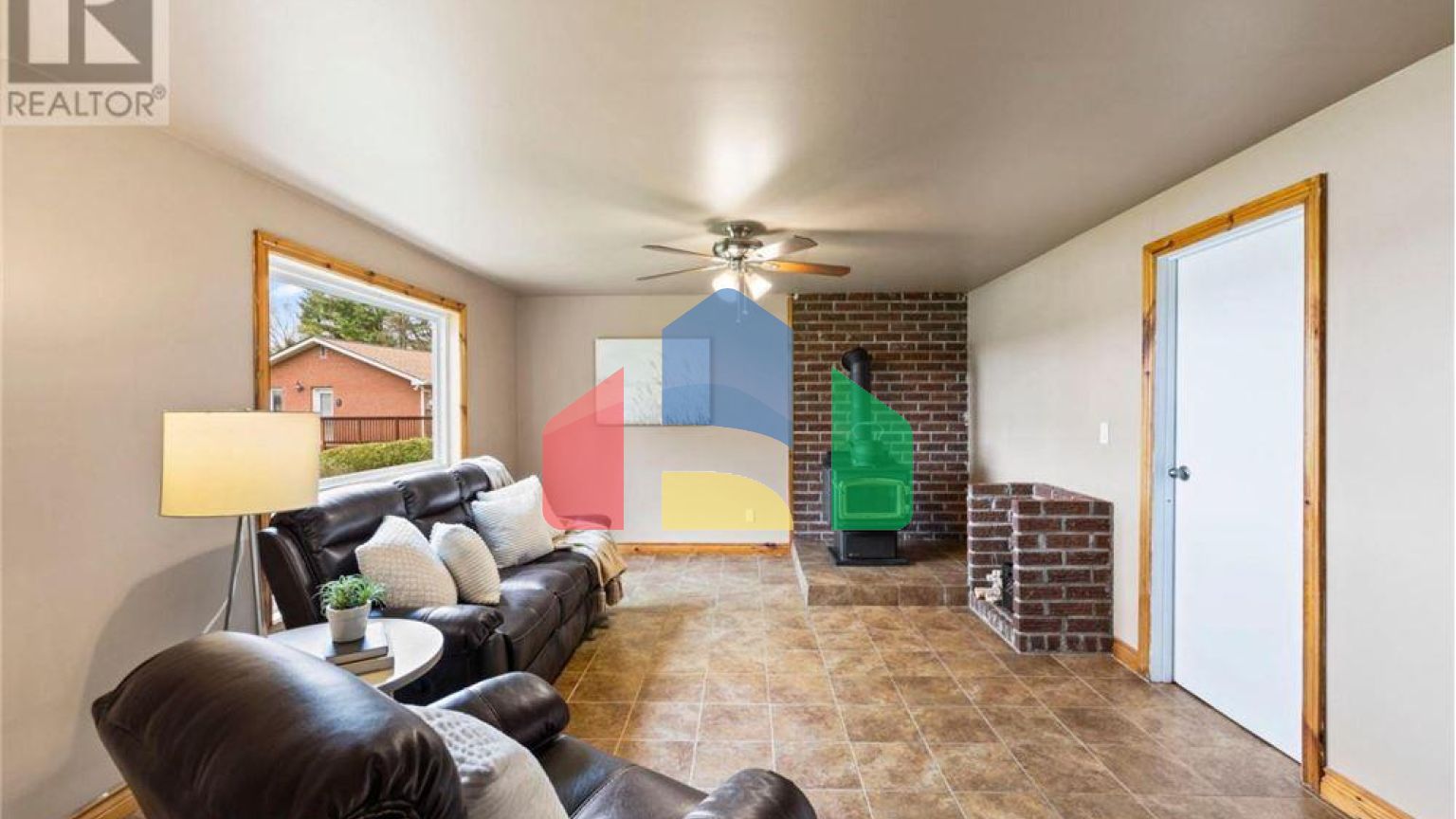 Residential - Single Family Home - South Frontenac, Canada - Canada