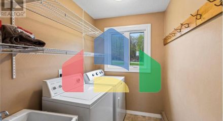 Residential - Single Family Home - South Frontenac, Canada - Canada