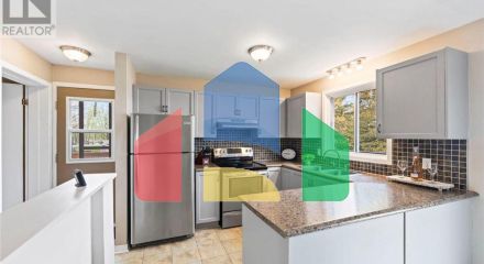 Residential - Single Family Home - South Frontenac, Canada - Canada