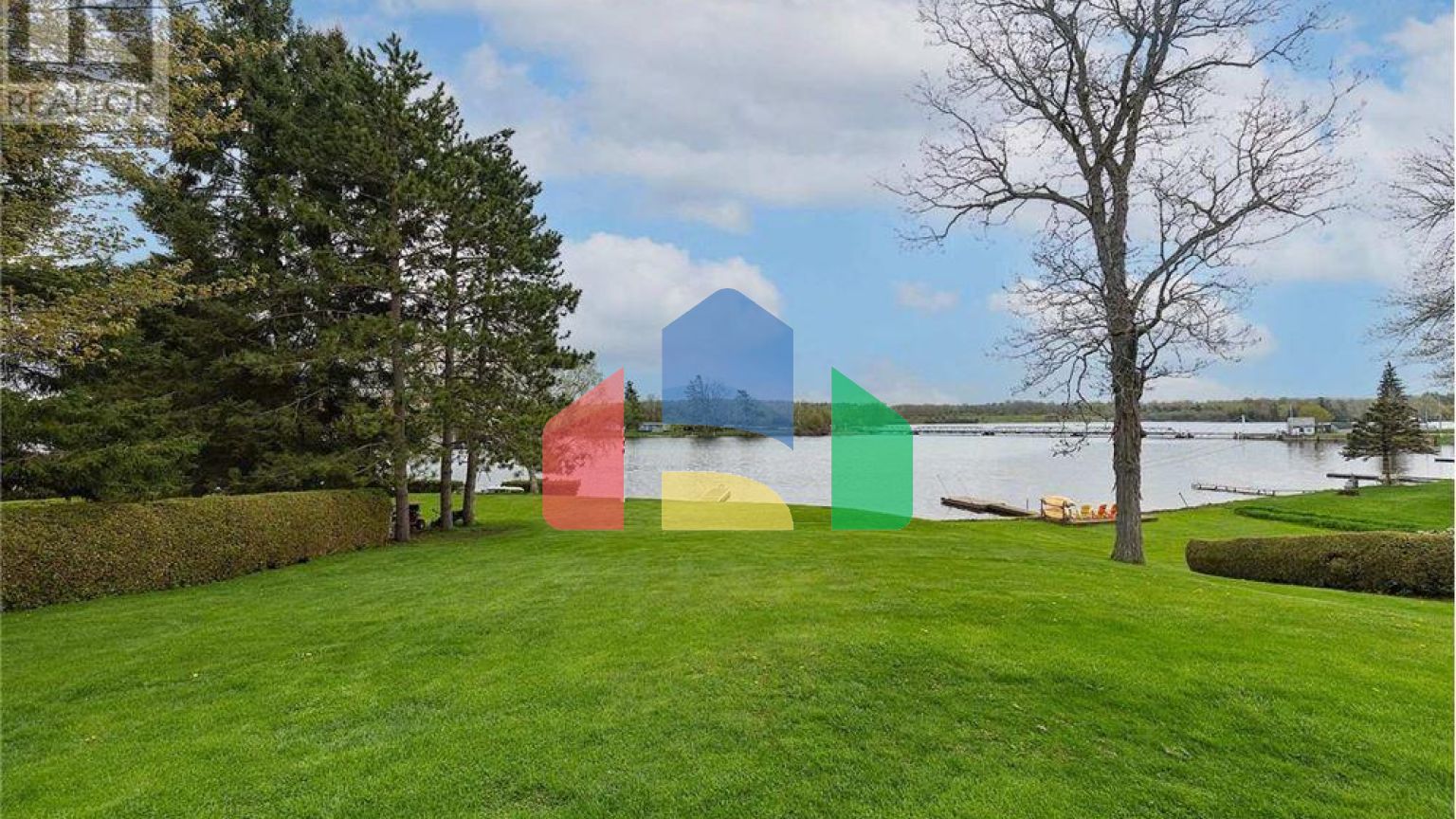 Residential - Single Family Home - South Frontenac, Canada - Canada