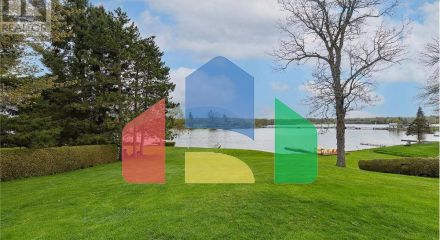 Residential - Single Family Home - South Frontenac, Canada - Canada