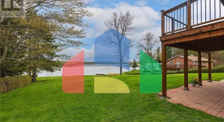 Residential - Single Family Home - South Frontenac, Canada - Canada