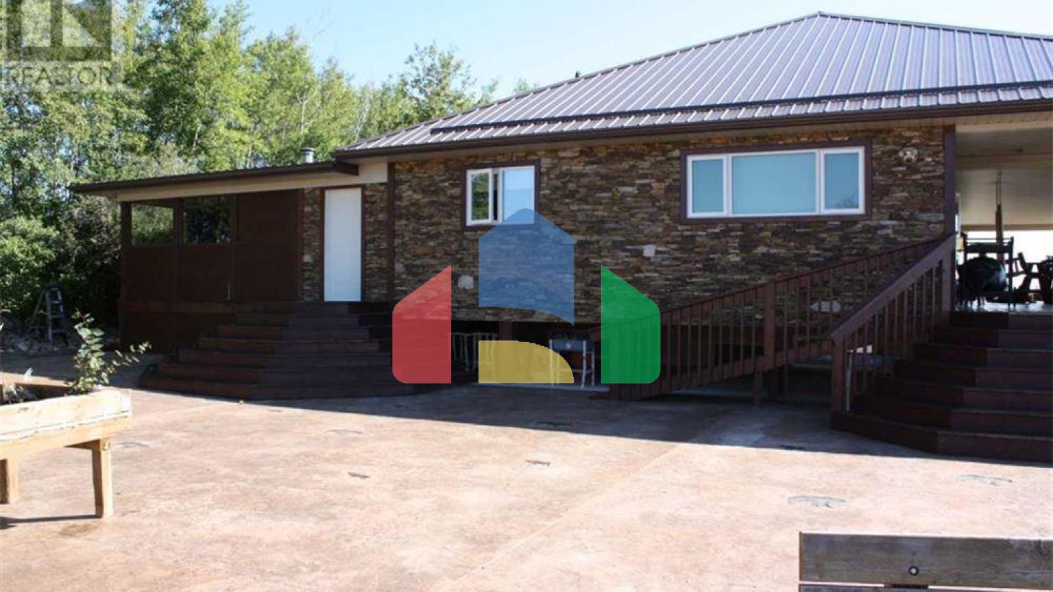 Residential - Single Family Home - Lac La Biche, Canada - Canada