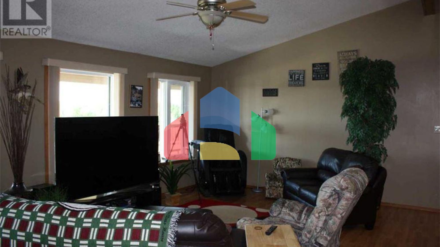 Residential - Single Family Home - Lac La Biche, Canada - Canada