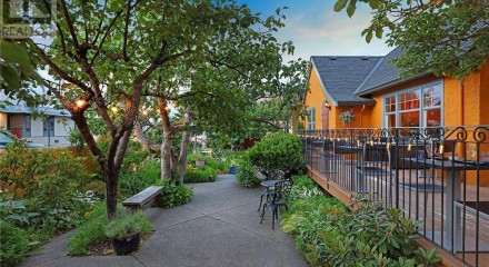 Commercial - Commercial/Retail - Courtenay, Canada - Canada