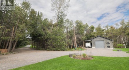 Residential - Single Family Home - Douro, Canada - Canada
