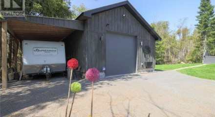 Residential - Single Family Home - Douro, Canada - Canada
