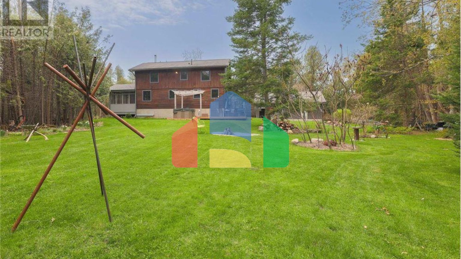 Residential - Single Family Home - Douro, Canada - Canada