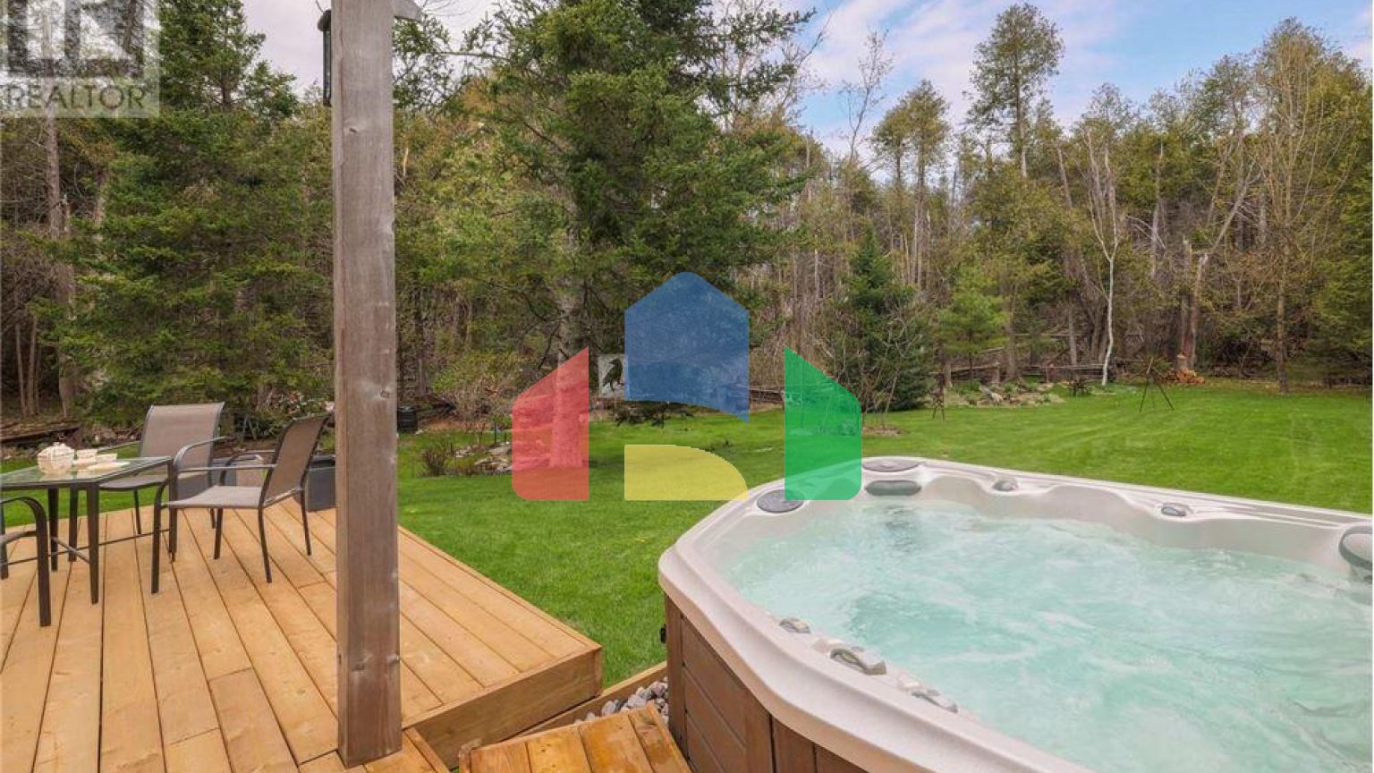 Residential - Single Family Home - Douro, Canada - Canada