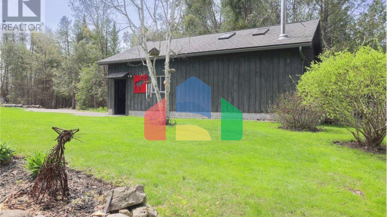 Residential - Single Family Home - Douro, Canada - Canada