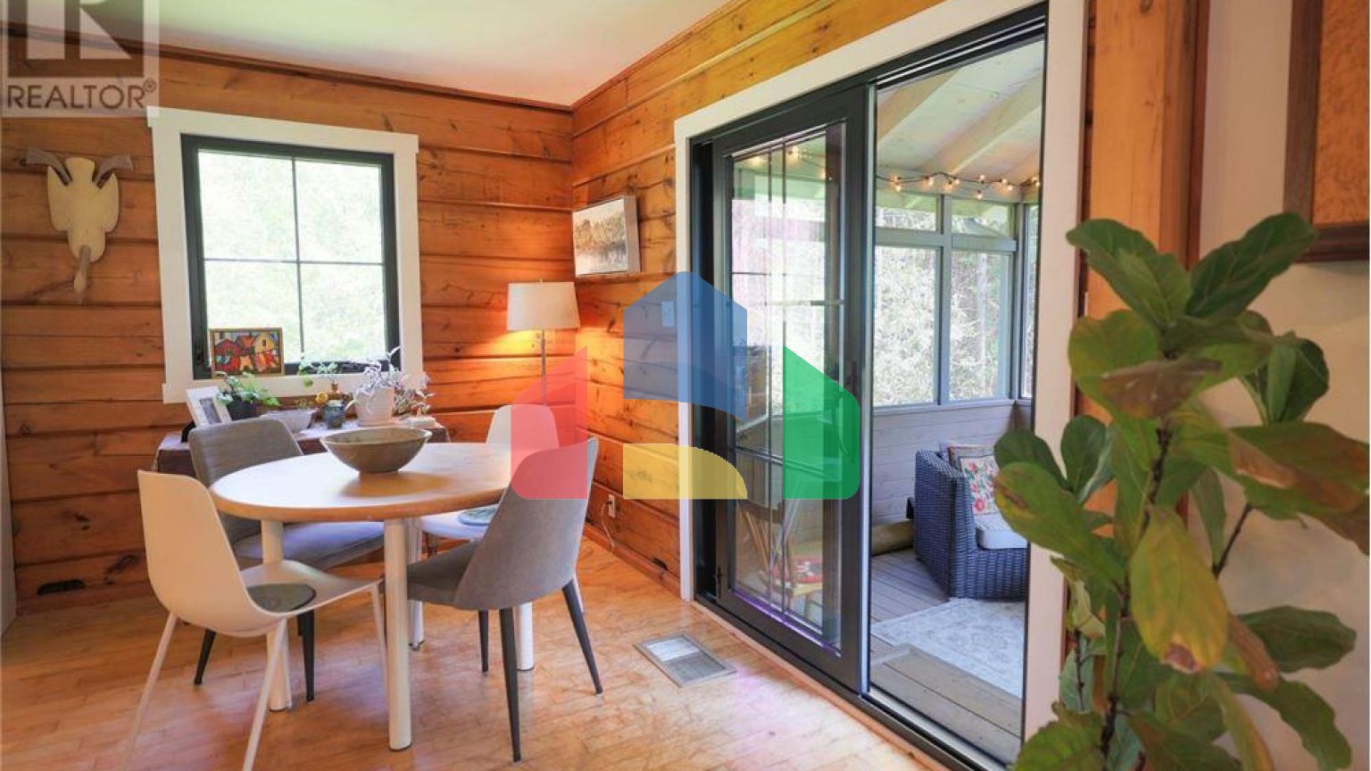 Residential - Single Family Home - Douro, Canada - Canada