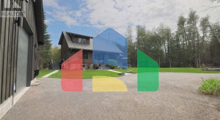 Residential - Single Family Home - Douro, Canada - Canada