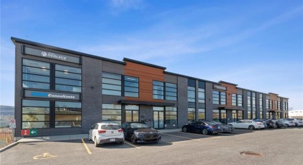 Commercial - Investment - Sainte-Julie, Canada - Canada