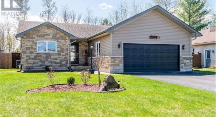 Residential - Single Family Home - Petawawa, Canada - Canada