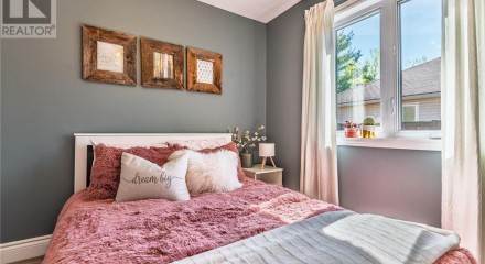 Residential - Single Family Home - Petawawa, Canada - Canada