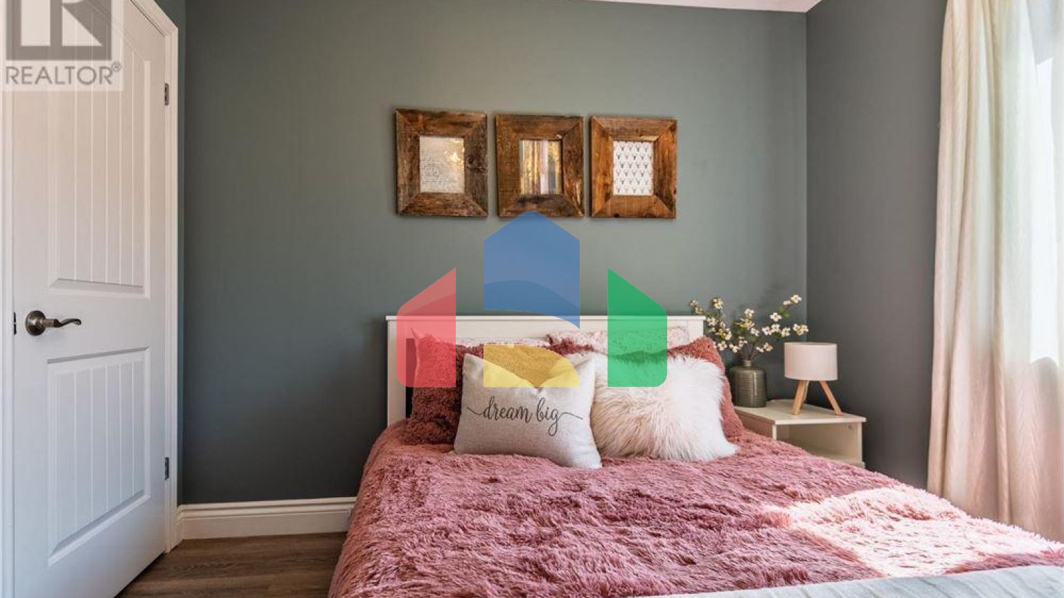 Residential - Single Family Home - Petawawa, Canada - Canada