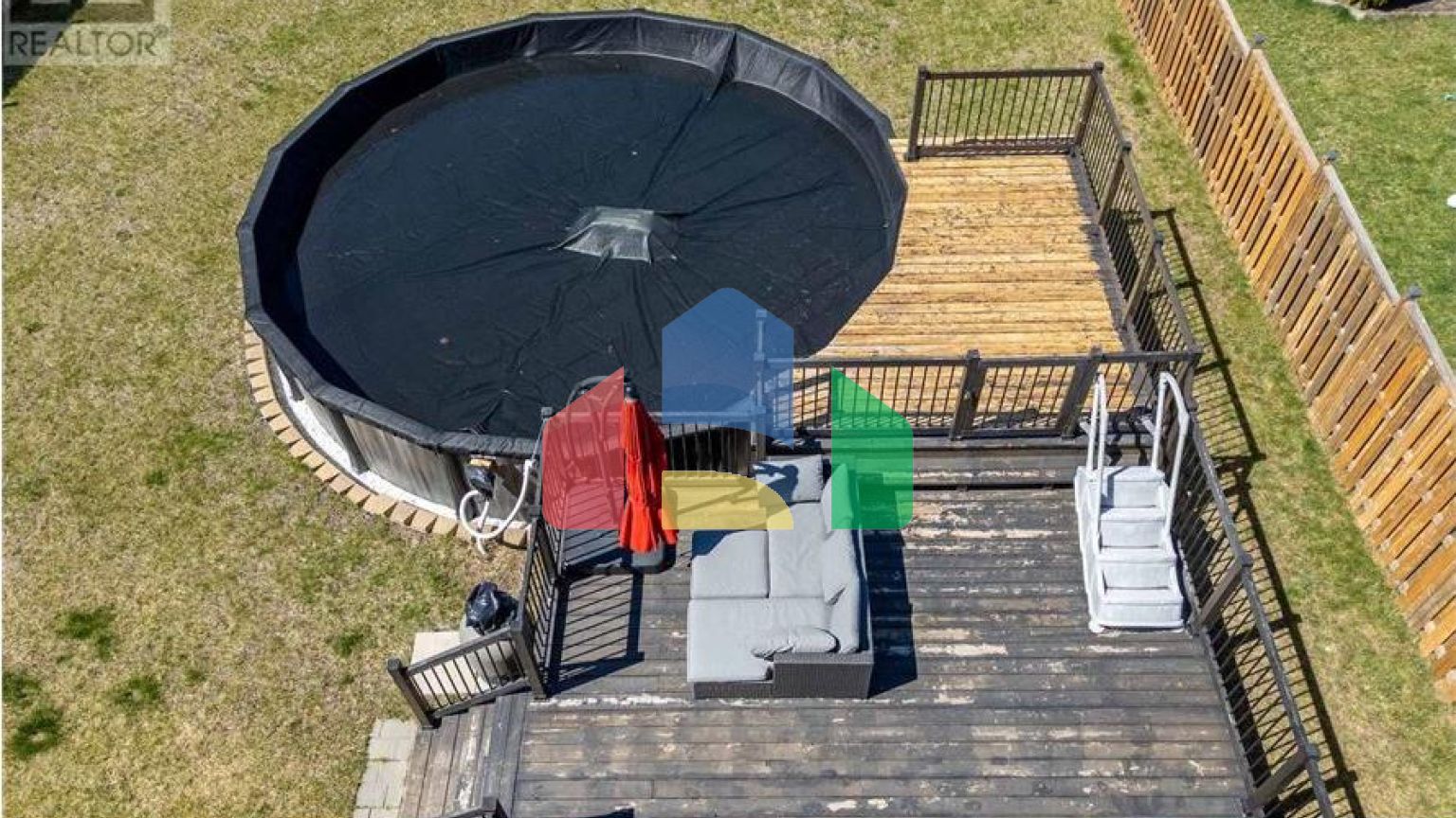 Residential - Single Family Home - Petawawa, Canada - Canada