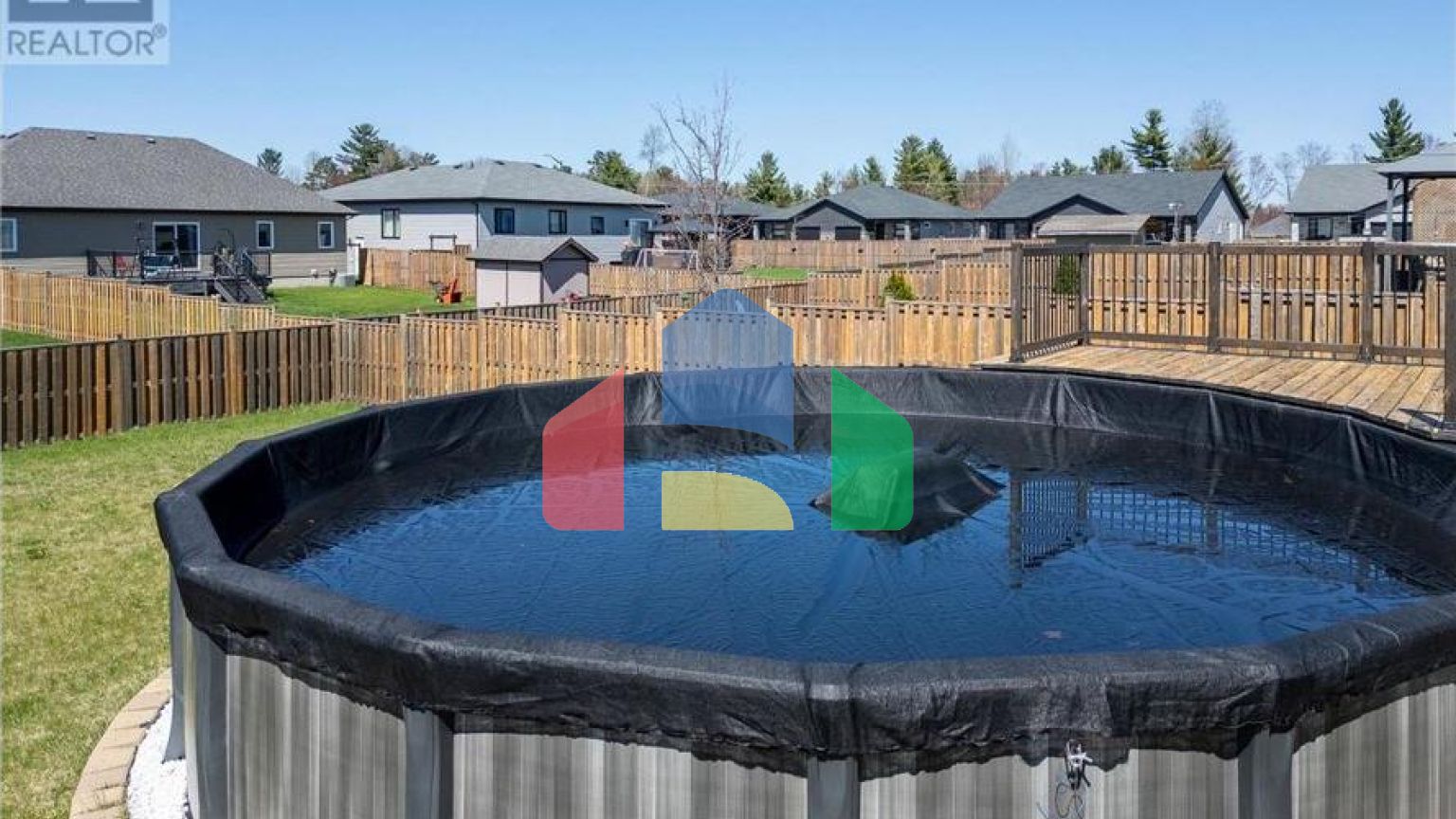 Residential - Single Family Home - Petawawa, Canada - Canada