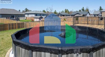 Residential - Single Family Home - Petawawa, Canada - Canada