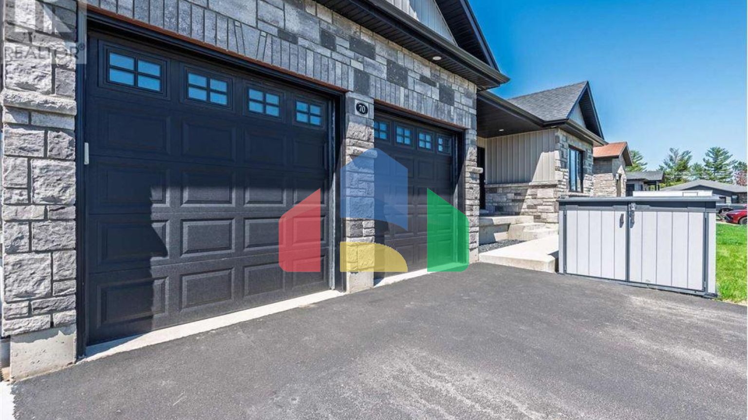 Residential - Single Family Home - Petawawa, Canada - Canada