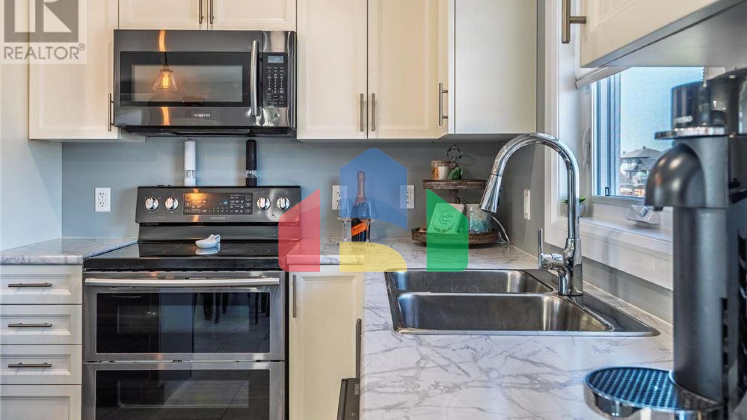 Residential - Single Family Home - Petawawa, Canada - Canada