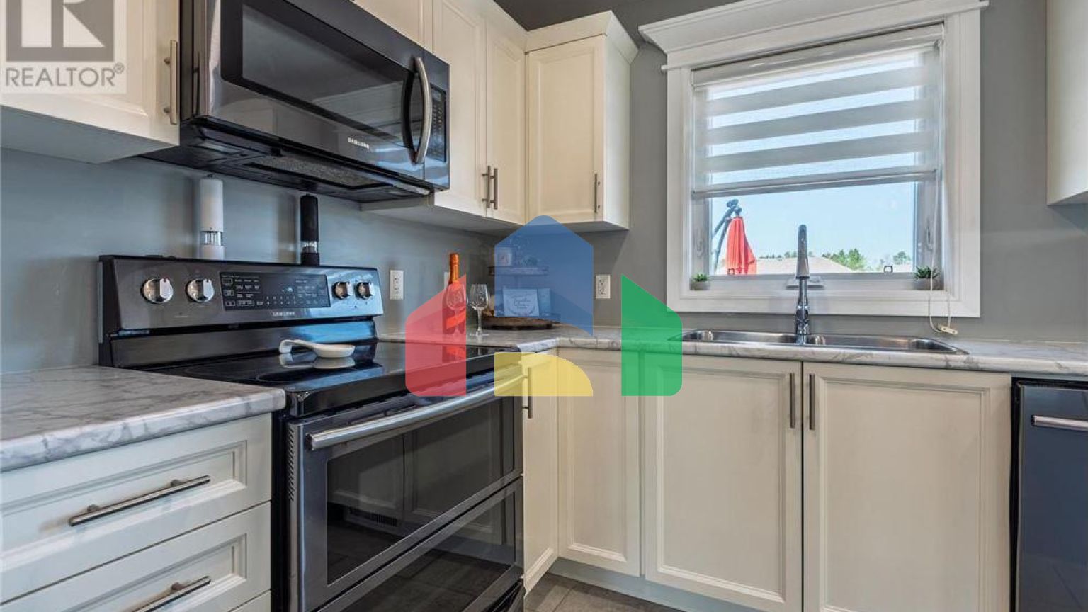 Residential - Single Family Home - Petawawa, Canada - Canada