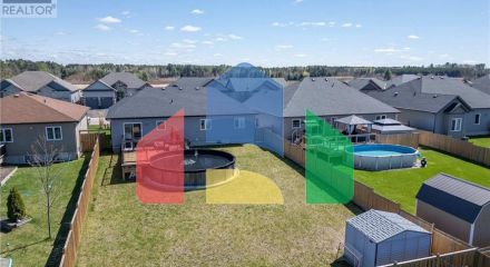 Residential - Single Family Home - Petawawa, Canada - Canada