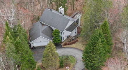 Residential - Two Level House - Mont-Rolland, Canada - Canada