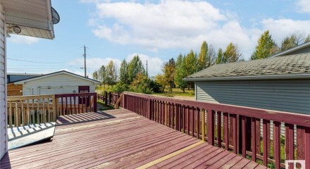 Residential - Single Family Home - Cold Lake, Canada - Canada