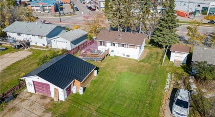 Residential - Single Family Home - Cold Lake, Canada - Canada