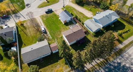 Residential - Single Family Home - Cold Lake, Canada - Canada