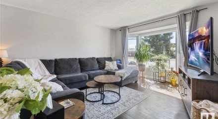 Residential - Single Family Home - Cold Lake, Canada - Canada