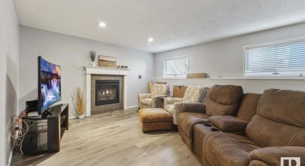 Residential - Single Family Home - Cold Lake, Canada - Canada