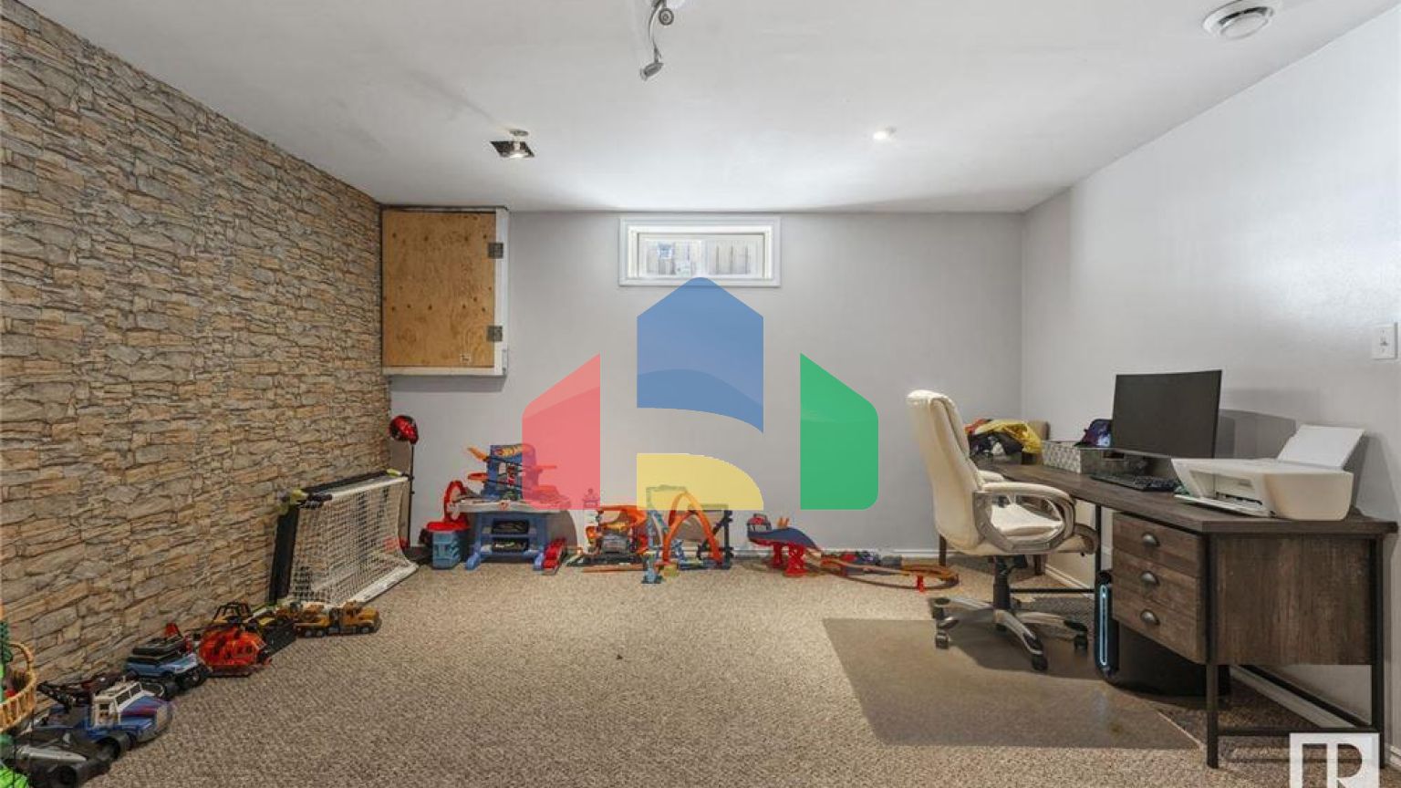 Residential - Single Family Home - Cold Lake, Canada - Canada