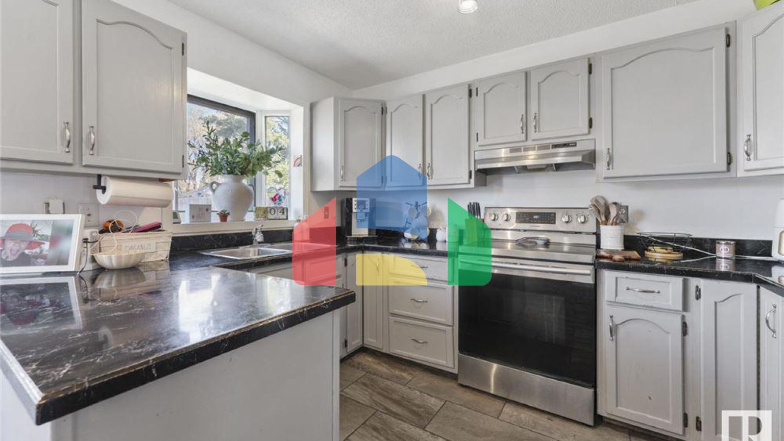 Residential - Single Family Home - Cold Lake, Canada - Canada