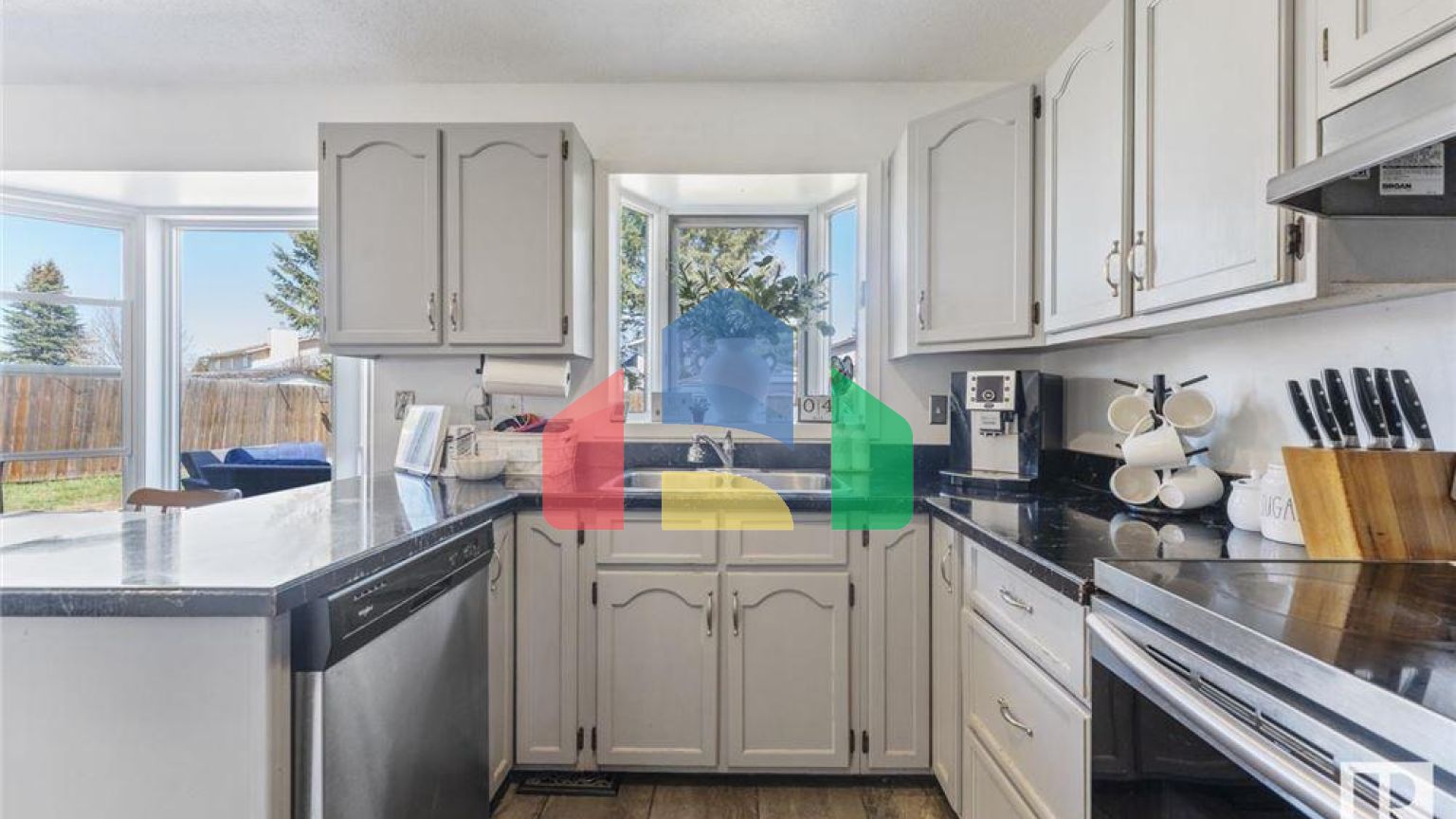 Residential - Single Family Home - Cold Lake, Canada - Canada