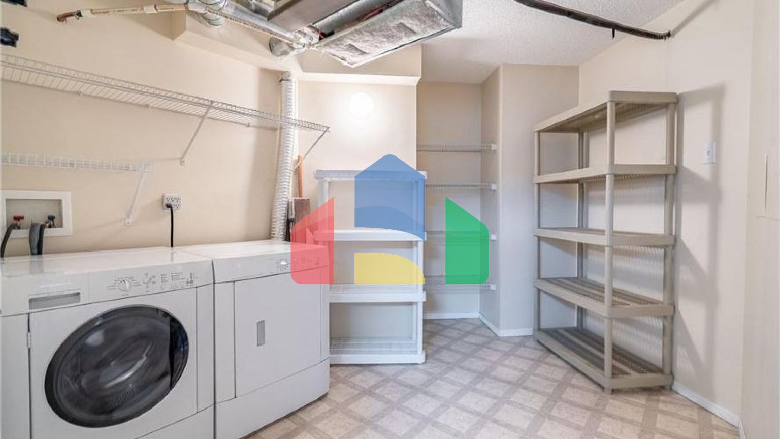 Residential - Condo/Apartment - Cold Lake, Canada - Canada