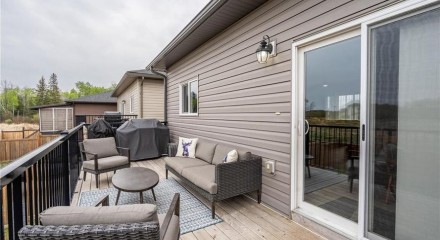Residential - Single Family Home - Cold Lake, Canada - Canada