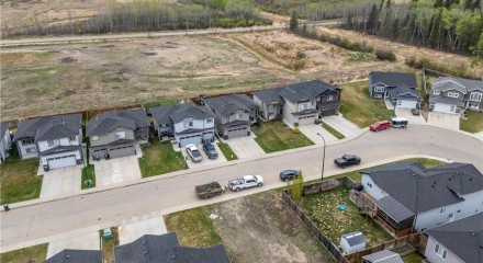 Residential - Single Family Home - Cold Lake, Canada - Canada
