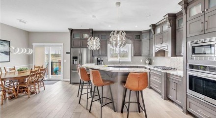 Residential - Single Family Home - Cold Lake, Canada - Canada