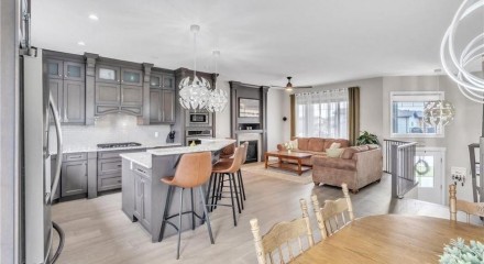 Residential - Single Family Home - Cold Lake, Canada - Canada