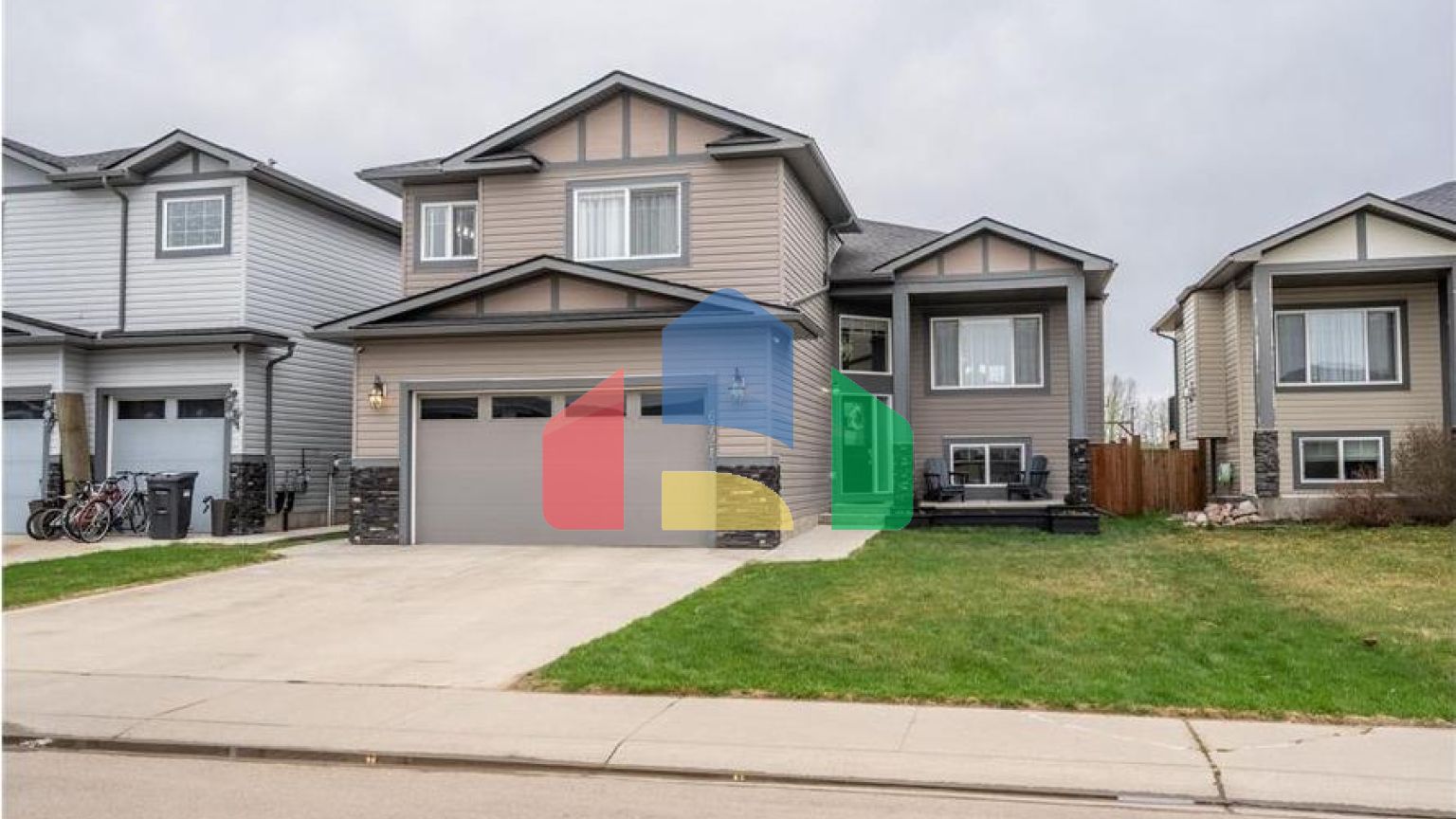 Residential - Single Family Home - Cold Lake, Canada - Canada