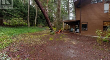 Residential - Single Family Home - North Saanich, Canada - Canada