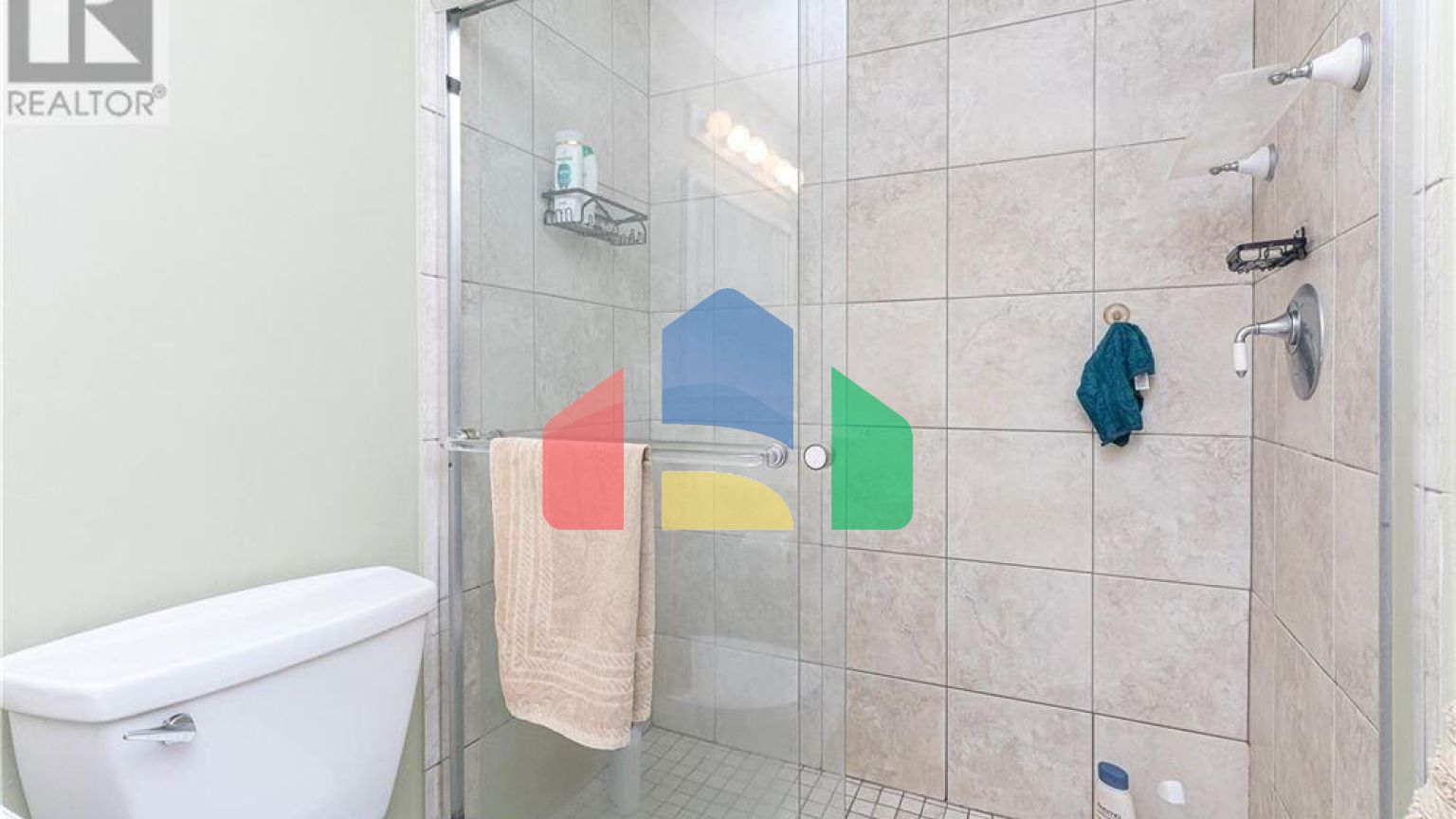 Residential - Single Family Home - North Saanich, Canada - Canada