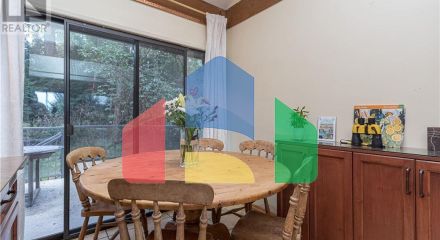 Residential - Single Family Home - North Saanich, Canada - Canada