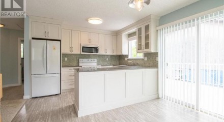 Residential - Single Family Home - Coquitlam, Canada - Canada